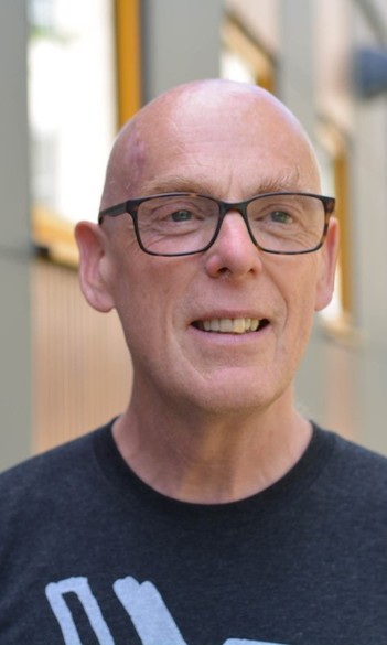 Simon Thompson díszdoktorrá avatása